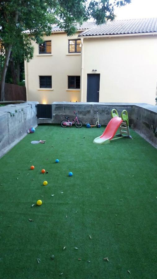 Au Vieux Lavoir Avec Parking Prive, Jardin , Climatisation, A 500 M De La Cite Carcassonne Dış mekan fotoğraf