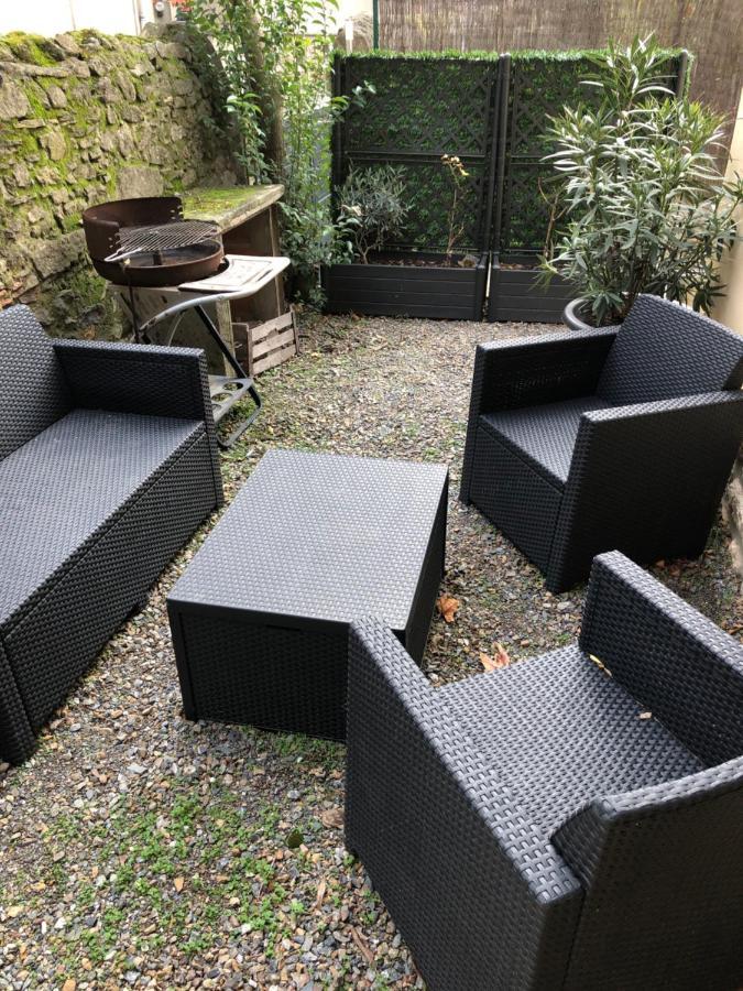 Au Vieux Lavoir Avec Parking Prive, Jardin , Climatisation, A 500 M De La Cite Carcassonne Dış mekan fotoğraf